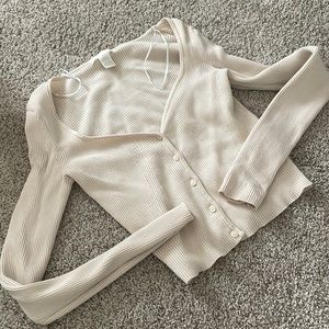 H&M cream top